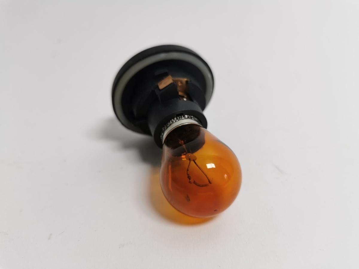 Soclu semnalizare far VOLKSWAGEN GOLF V 1K1 2003 - 2009 1.6 FSI BAG, BLF, BLP VAG 11-441-1171NC