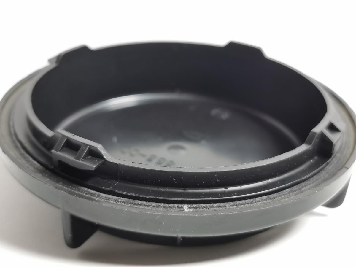 Protectie anti-praf faruri VOLKSWAGEN GOLF V 1K1 2003 - 2009 1.6 BGU, BSE, BSF, CCSA HELLA 147 353-00 14735300