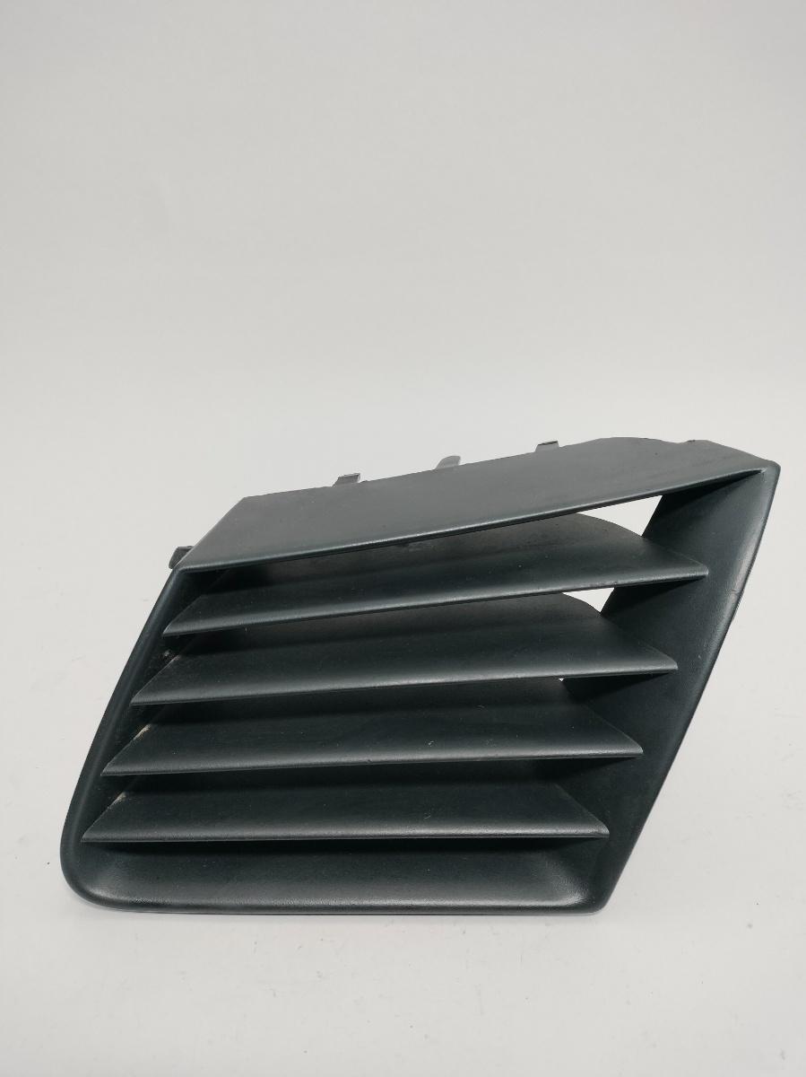 Grila superioara radiator bara de protectie fata stanga SEAT IBIZA IV 6L1 2002 - 2009 VAG 6L0853677