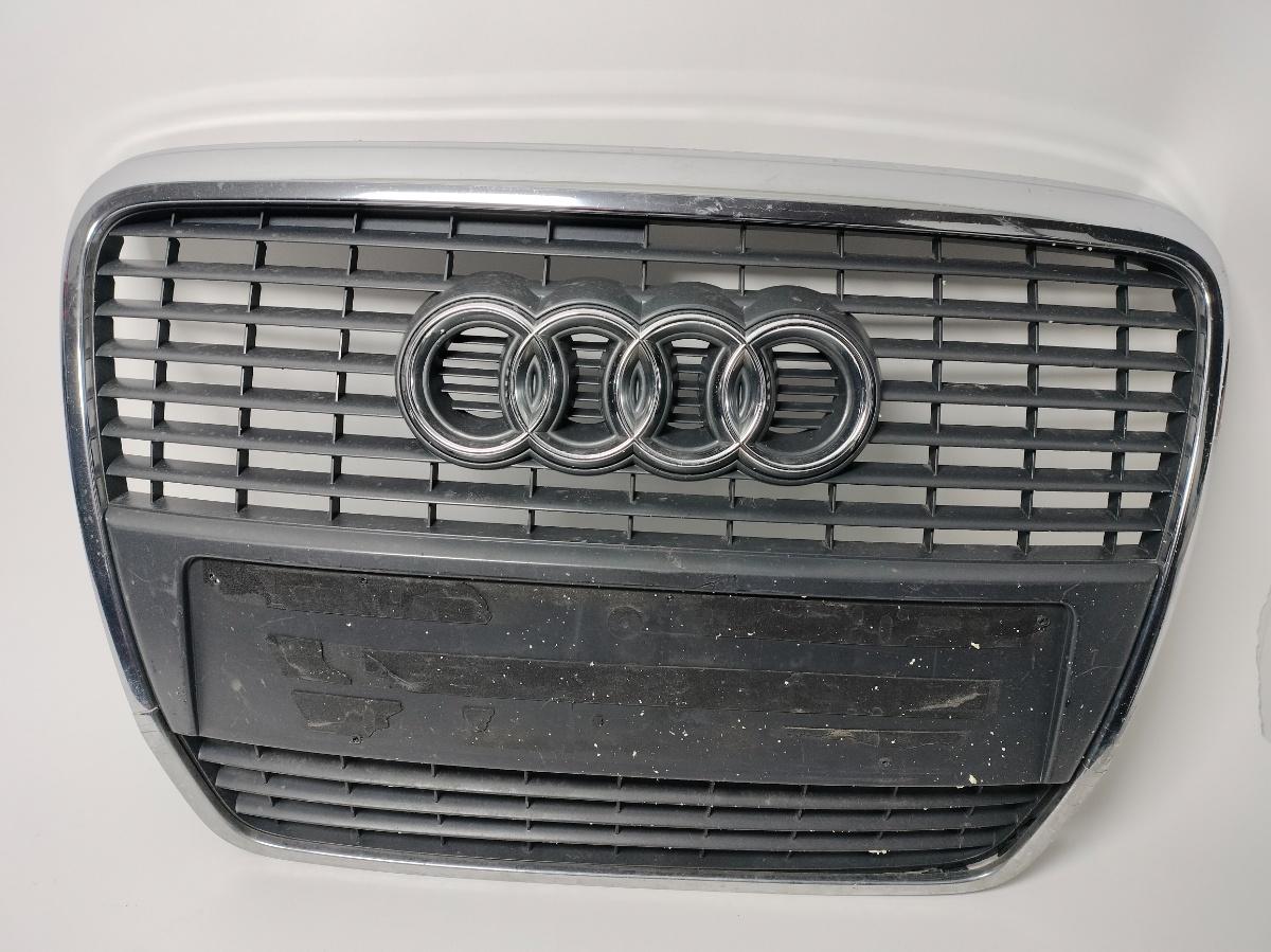 Grila bara fata cromata AUDI A6 III Avant 4F5, C6 2005 - 2011, AUDI A6/S6 III Saloon 4F2, C6 2004 - 2011 VAG 4F0853651S