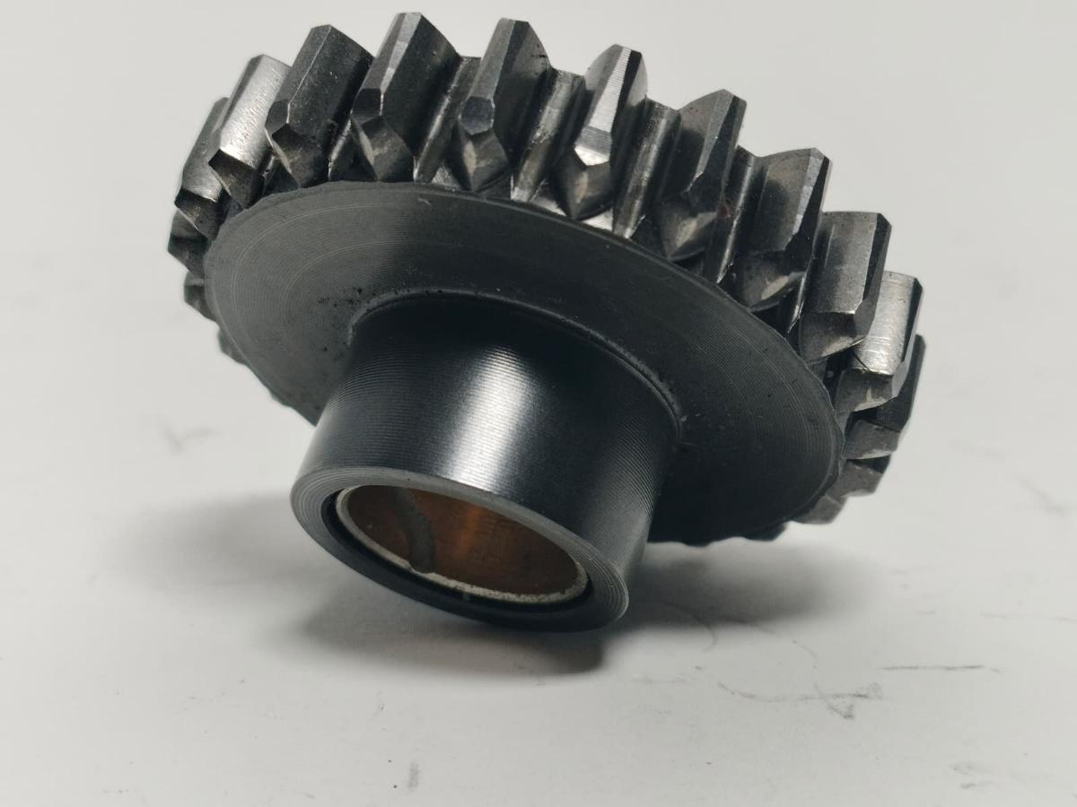 Pinion marsarier Z 24 Skoda Fabia (6Y2) Hatchback 2006 1.4 TDI SKODA FABIA (6Y2) [ 1999 - 2008 ] OEM 02T311529G