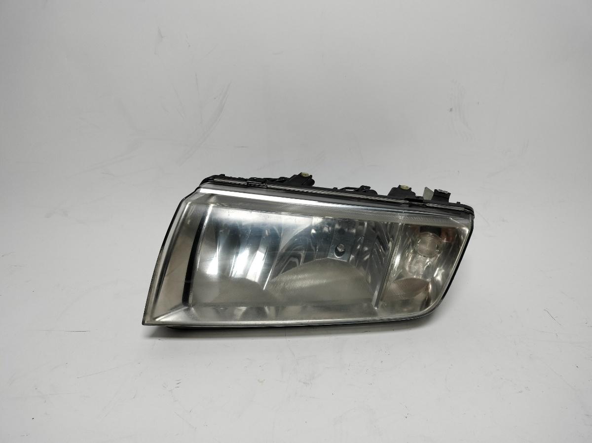 Far stanga fata SKODA FABIA Combi 6Y5 2000 - 2007 1.2 AZQ, BME VAG