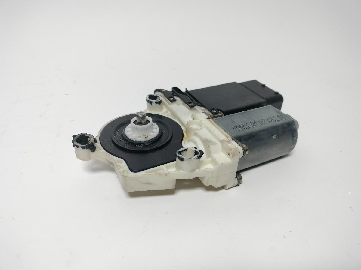 Motoras macara dreapta fata Volkswagen Golf 4 1J1959802D OEM 1J1959802D