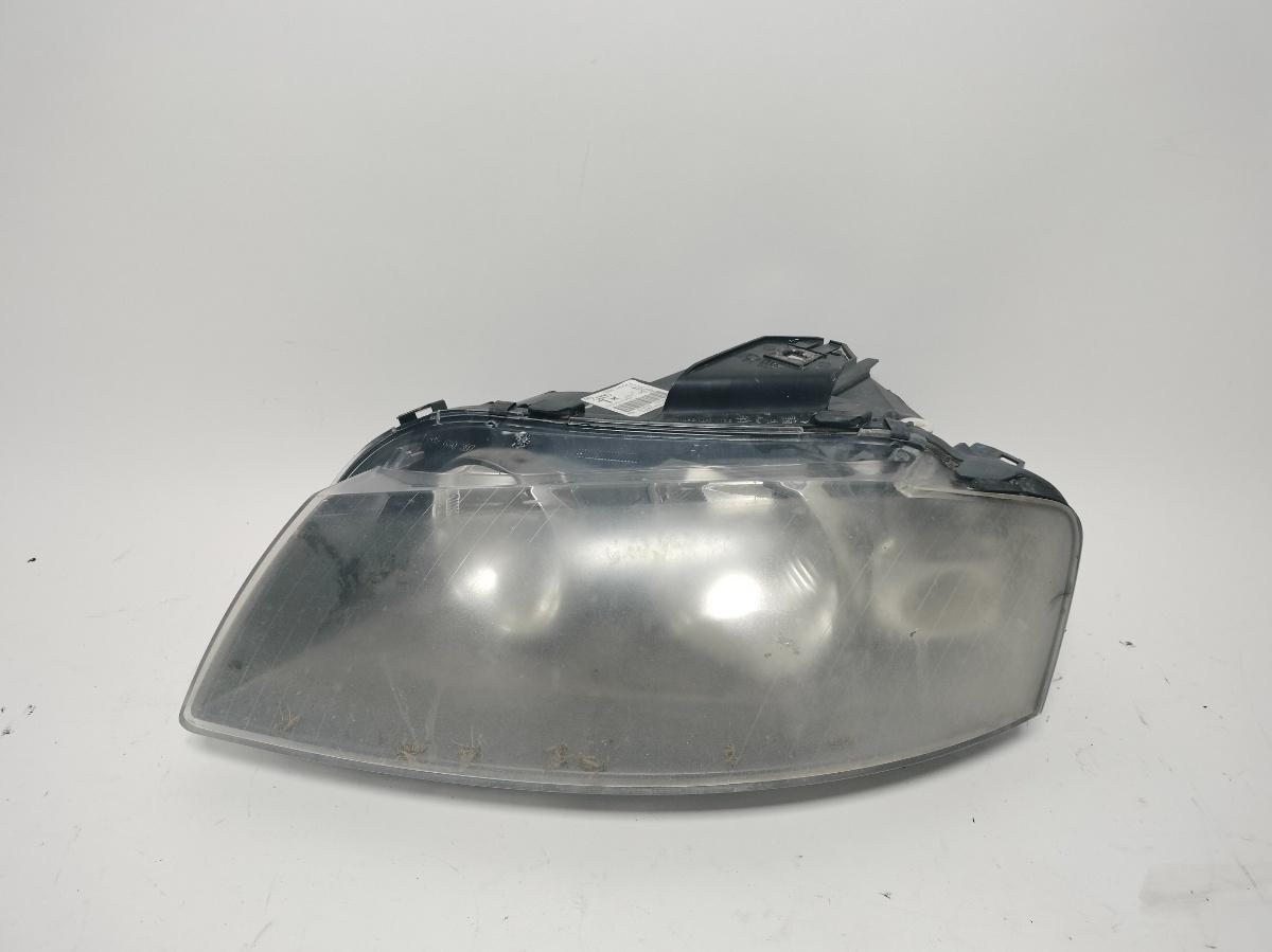 Far stanga fata AUDI A3 II 8P1 2003 - 2013 2.0 TDI BMN, CBBB, CFGB VAG 8P0941003L