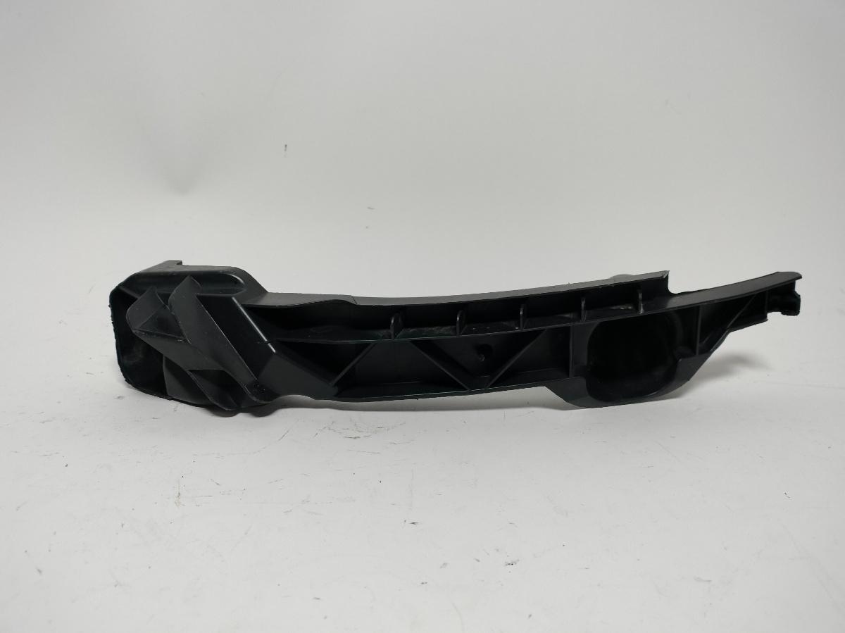 Suport de montare faruri stanga fata VOLKSWAGEN GOLF V 1K1 2003 - 2009 TDI 16V BKD VAG 1K0807889A