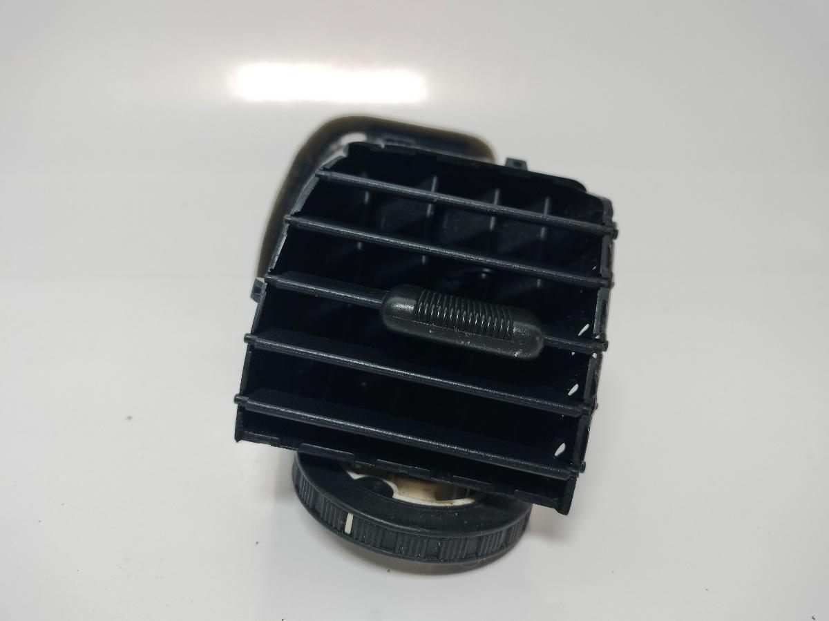 Grila de ventilatie laterala panou de bord dreapta SKODA ROOMSTER 5J 2006 - 2015 1.4 TDI BNM 5J0819702