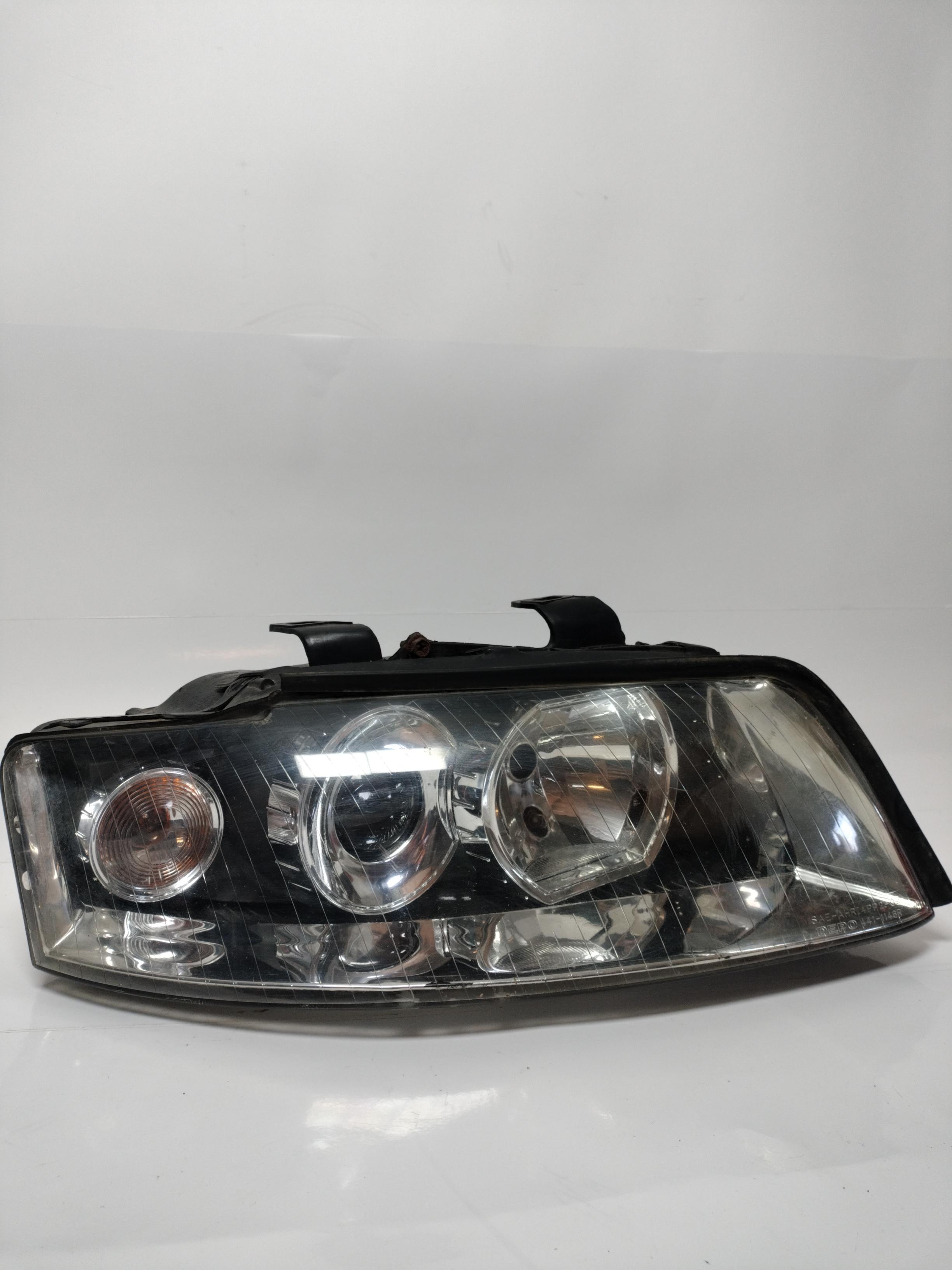 Far dreapta AUDI A4 II 8E2, B6 2000 - 2005 2.0 ALT Depo 40-44-1146R-ND 40-44-1146R-ND