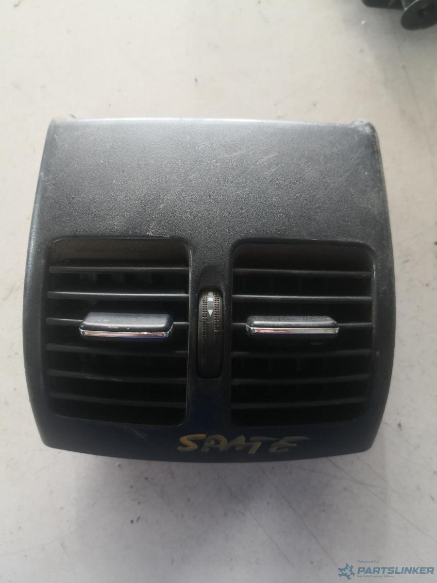 Guri ventilatie spate MERCEDES-BENZ C-CLASS (W204) [ 2007 - 2014 ] OEM A2048300954