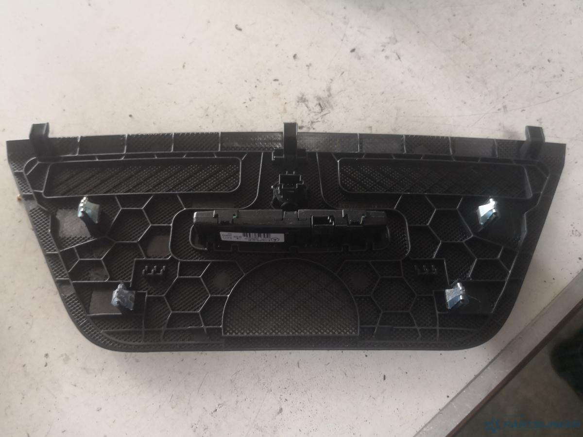 Display senzori parcare  MERCEDES-BENZ C-CLASS (W204) [ 2007 - 2014 ] OEM A1725420023 – foto 2