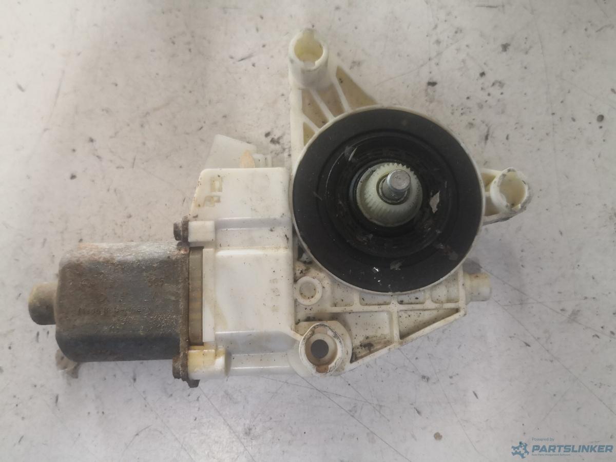 Motoras macara geam stanga spate MERCEDES-BENZ C-CLASS (W204) [ 2007 - 2014 ] OEM 0130822505