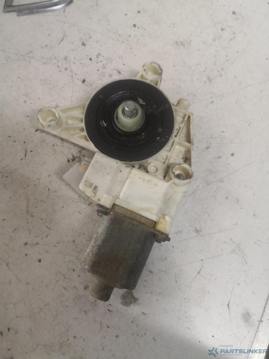 Motoras macara geam stanga spate MERCEDES-BENZ C-CLASS (W204) [ 2007 - 2014 ] OEM 0130822505 – foto 2