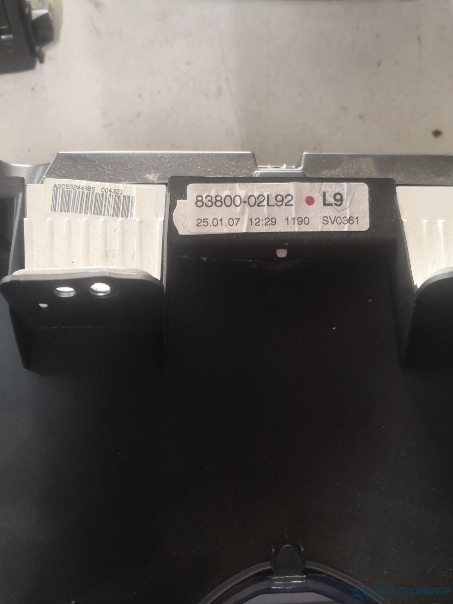 Ceasuri bord TOYOTA AURIS (_E15_) [ 2006 - 2012 ] OEM 8380002l92 – foto 2