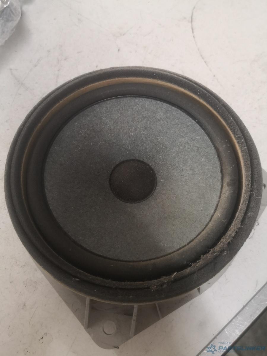Boxa auto dreapta spate TOYOTA RAV 4 II (_A2_) [ 2000 - 2005 ] OEM 8616042070