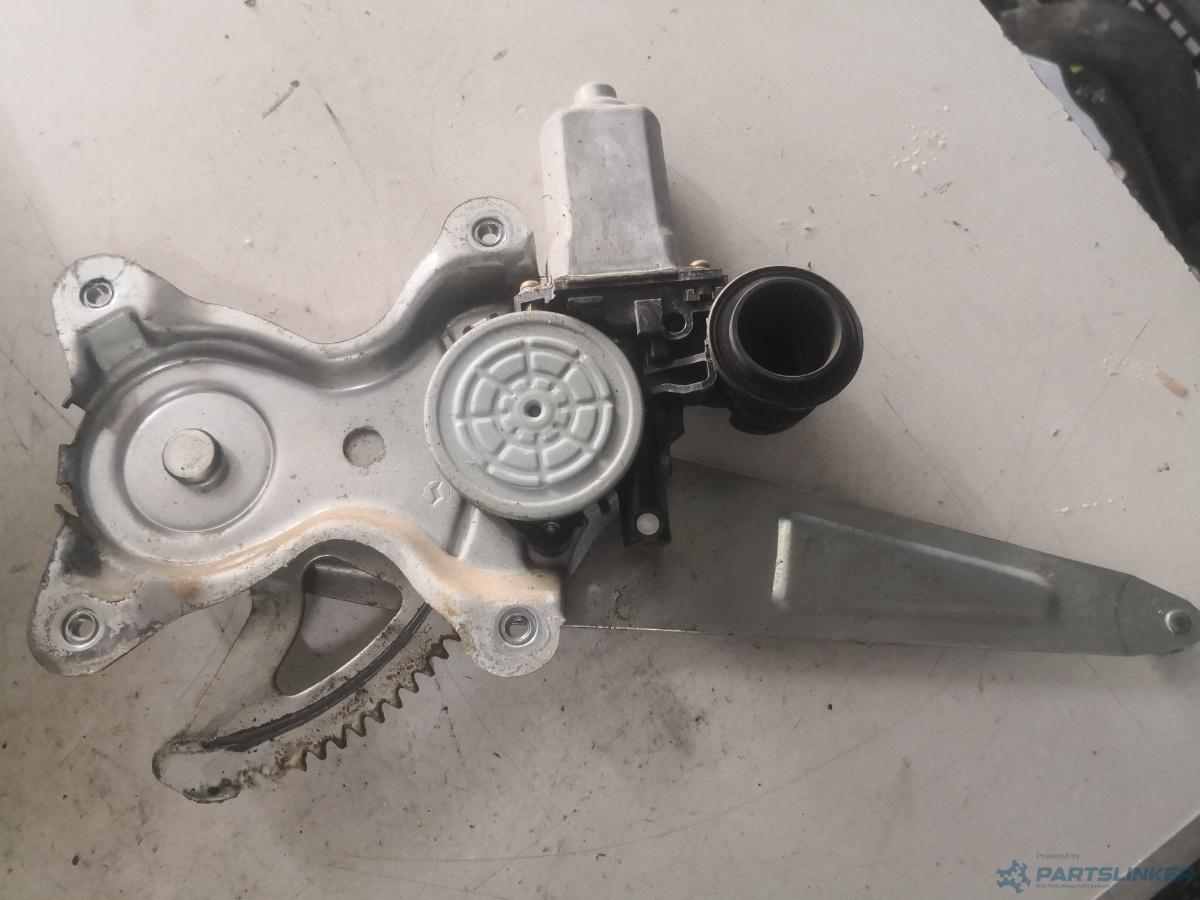 Macara geam electric dreapta spate TOYOTA RAV 4 II (_A2_) [ 2000 - 2005 ] OEM 8572032150