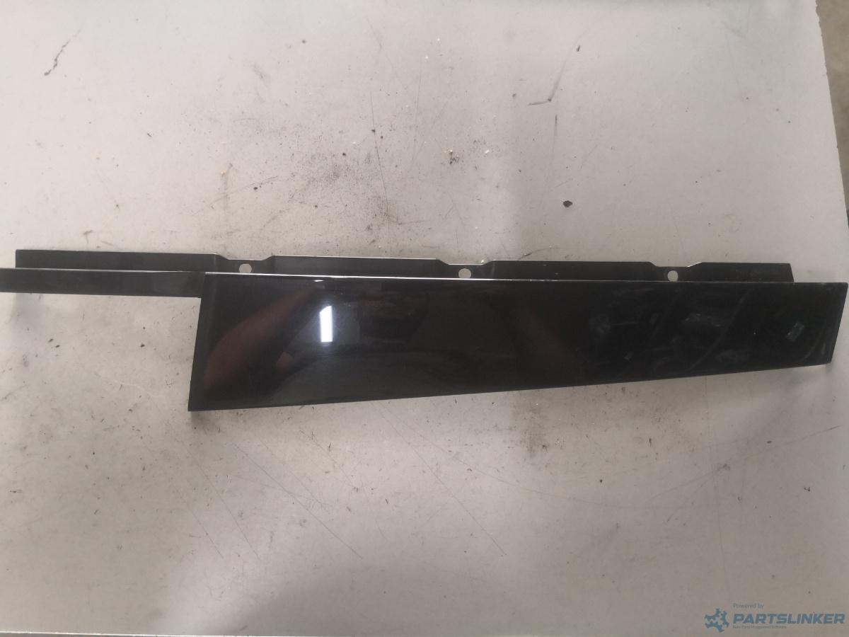Ornament usa dreapta spate AUDI A8 III (4H2, 4H8, 4HC, 4HL) [ 2009 - 2018 ] OEM 4h0839902