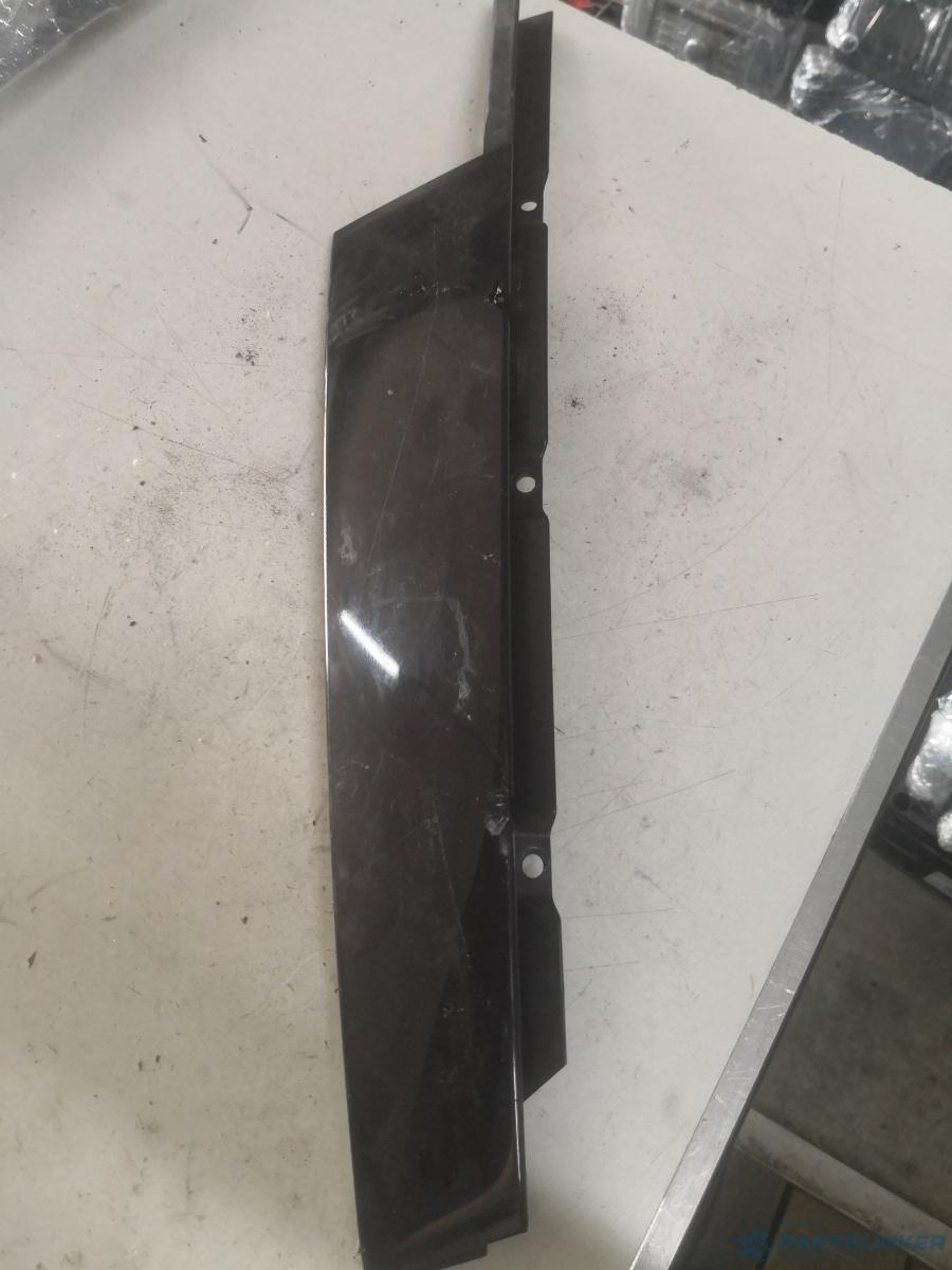 Ornament usa stanga fata AUDI A8 III (4H2, 4H8, 4HC, 4HL) [ 2009 - 2018 ] OEM 4h0837901