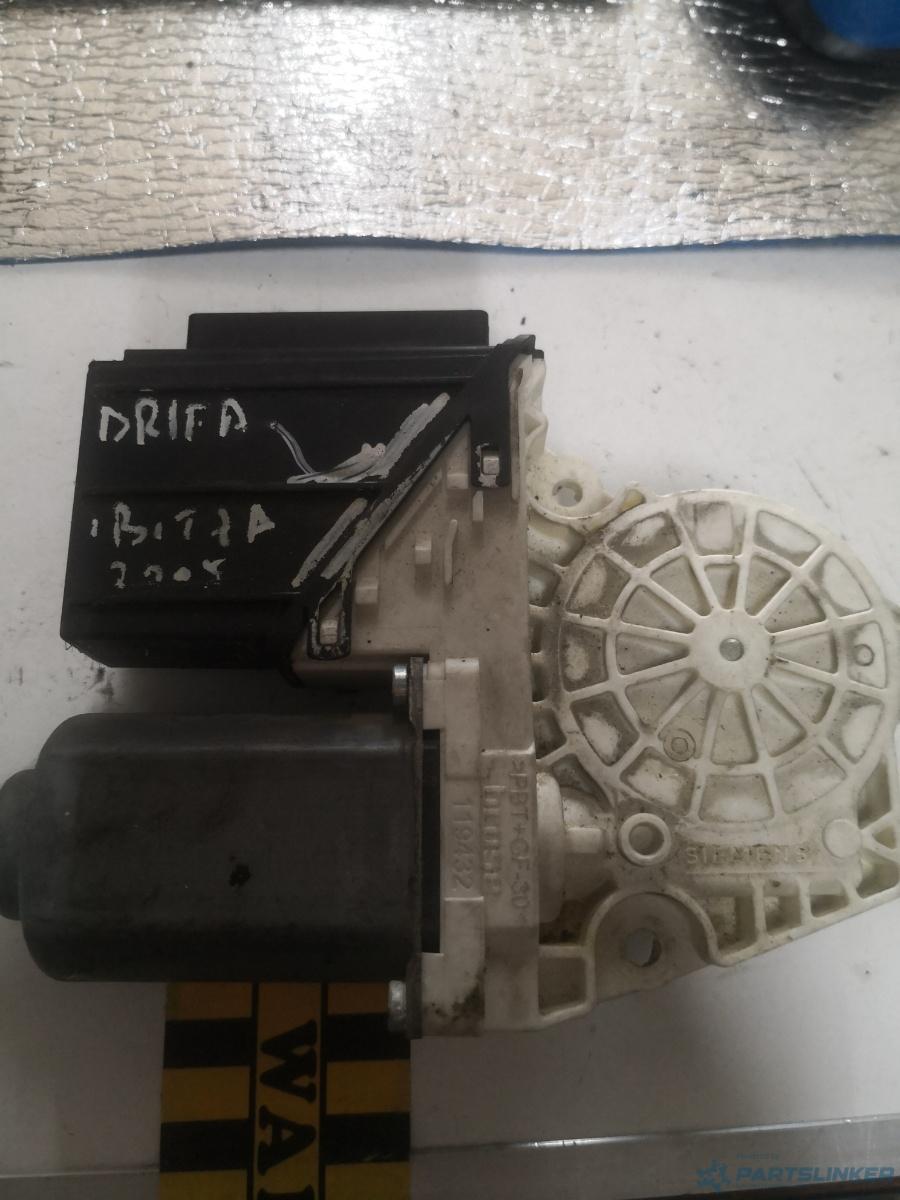 Motoras macara geam dreapta fata SEAT IBIZA IV (6L1) [ 2002 - 2009 ] OEM 104383101