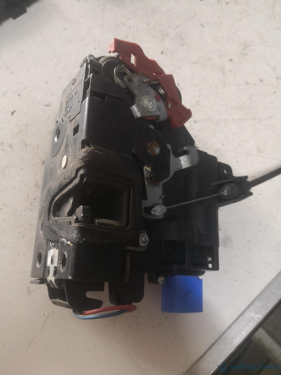 Broasca usa stanga fata SKODA FABIA II (542) [ 2006 - 2014 ] OEM 3b1837015ar – foto 2