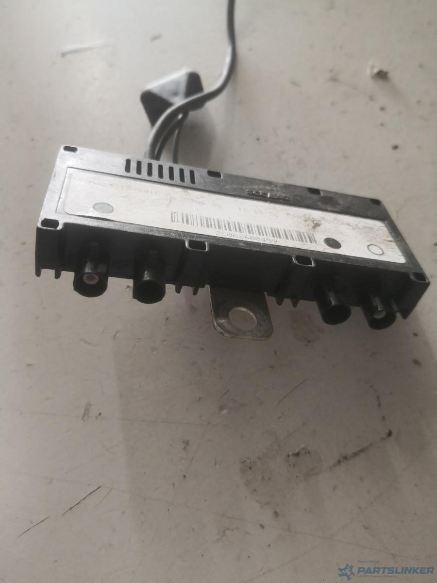 Amplificator antena PEUGEOT 407 (6D_) [ 2004 - > ] OEM 9658881680 – foto 2