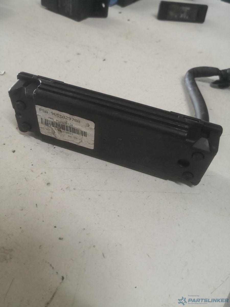 Antena navigatie PEUGEOT 407 (6D_) [ 2004 - > ] OEM 9653029780