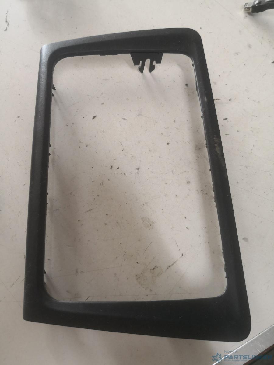 Rama display SKODA RAPID II (NH3) [ 2012 - > ] OEM 5ja858415