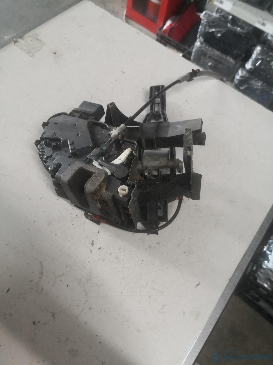 Broasca usa dreapta spate FORD MONDEO IV Saloon (BA7) [ 2007 - 2015 ] – foto 2