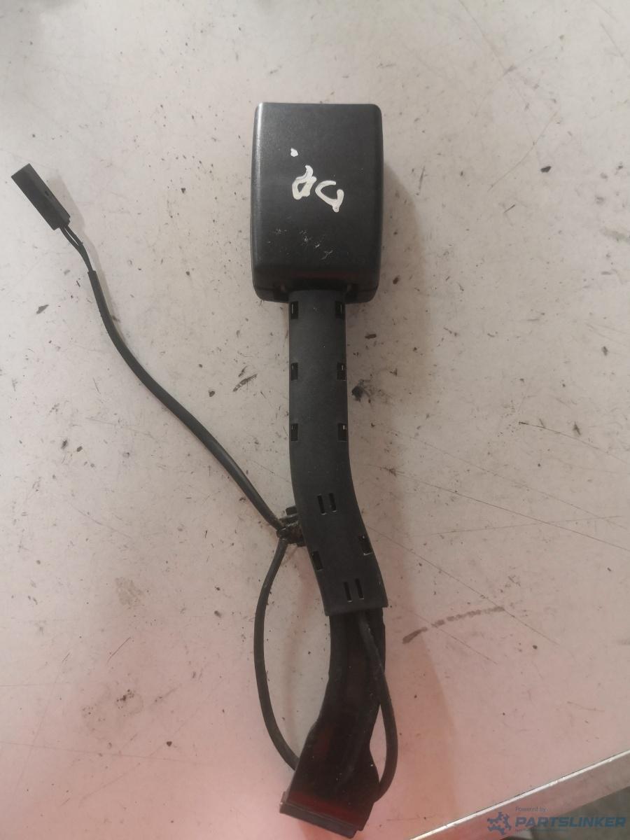 Pretensionare  dreapta fata VOLKSWAGEN PASSAT (3C2) [ 2005 - 2010 ] OEM 3c0857756
