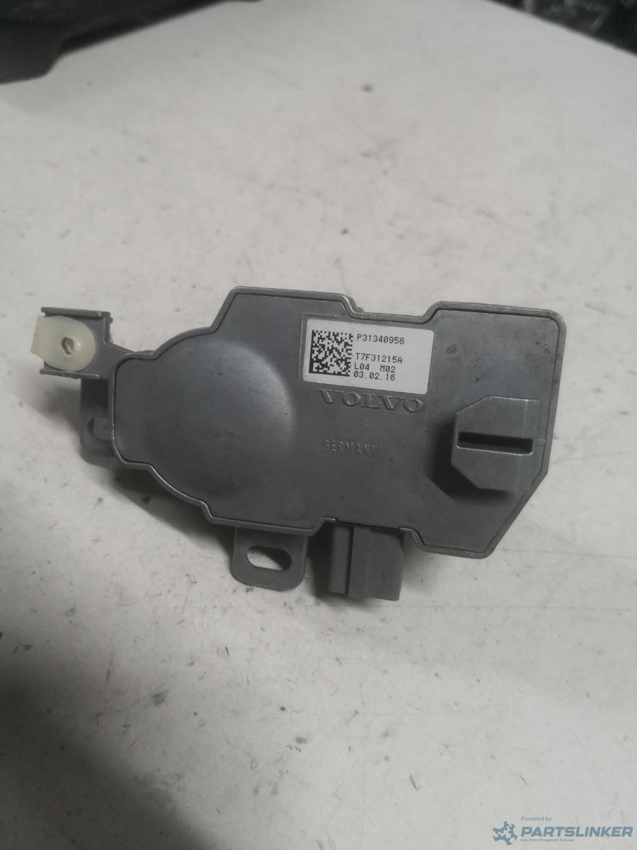Regulator coloana directie VOLVO V40 (525) [ 2013 - 2015 ] OEM P31340956