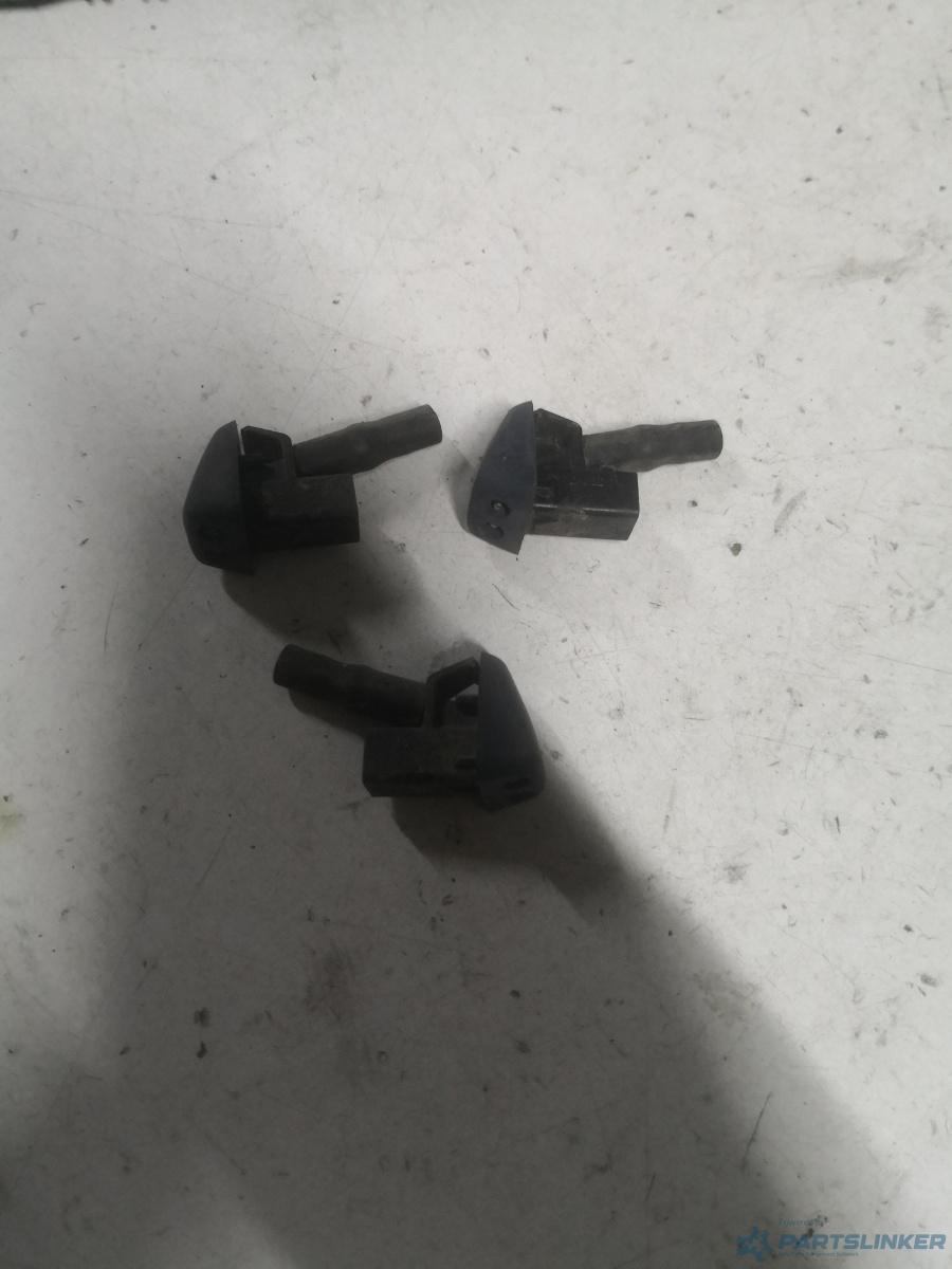 Diuze spalator  VOLVO V40 (525) [ 2013 - 2015 ] – foto 2