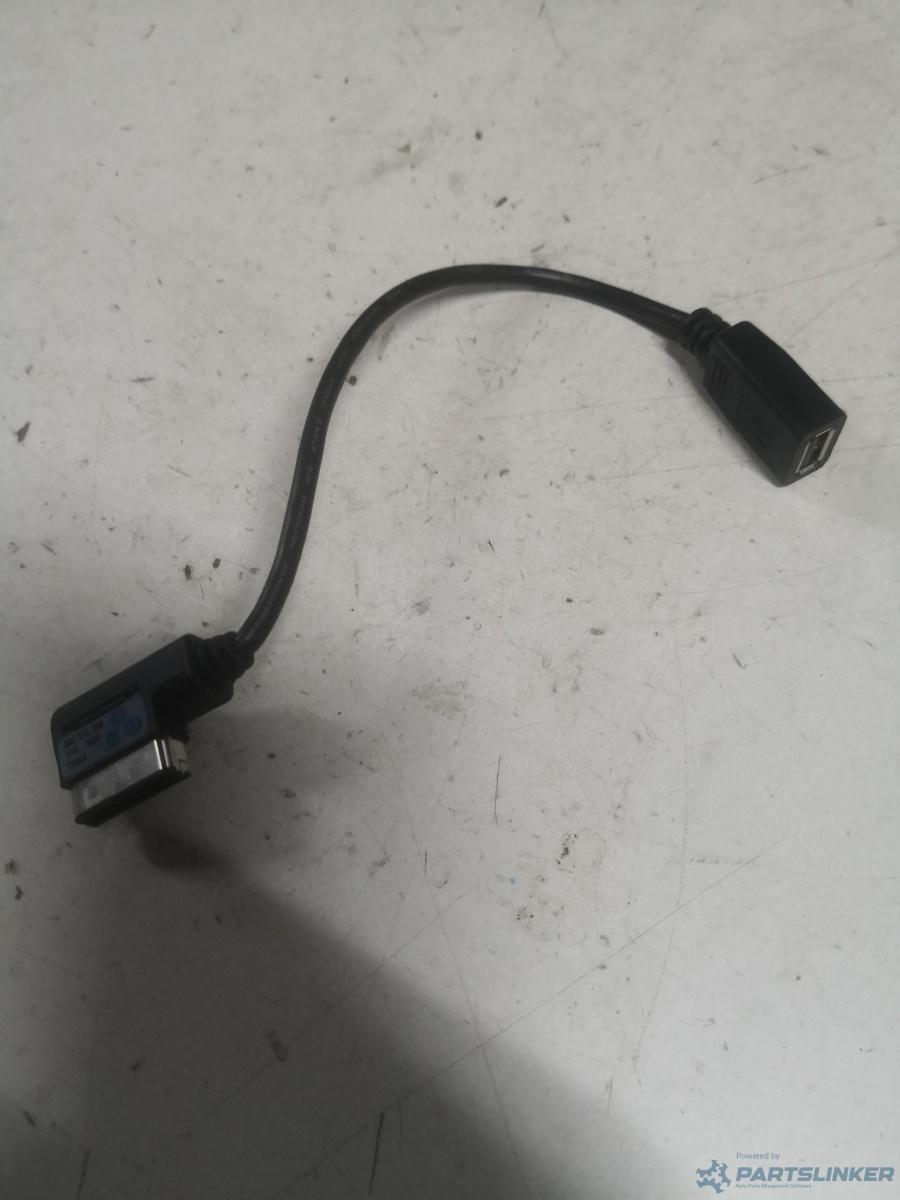 Mufa usb VOLKSWAGEN TIGUAN (5N_) [ 2007 - > ] TDI 4motion (CBBB, CFGB) 125KW|170HP OEM 5n0035558