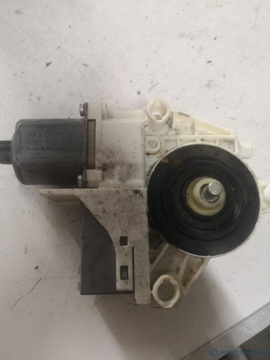 Motoras macara geam dreapta spate PEUGEOT 407 (6D_) [ 2004 - > ] OEM 0130822200