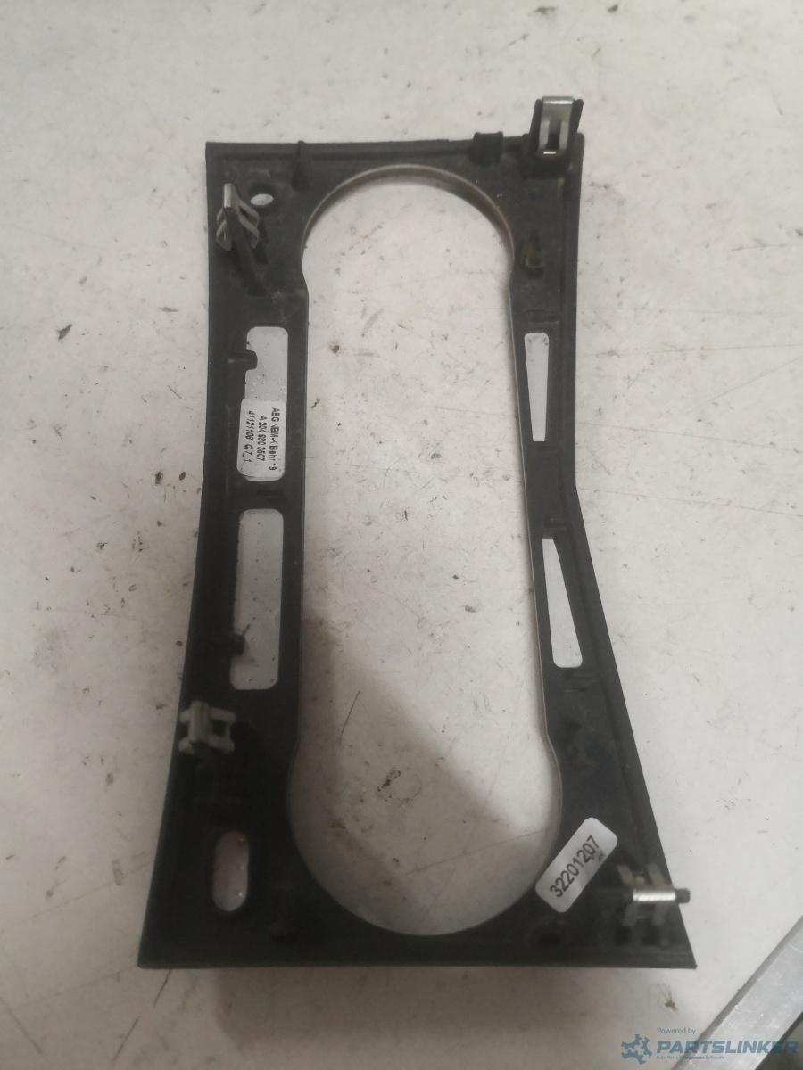 Ornament consola centrala MERCEDES-BENZ C-CLASS (W204) [ 2007 - 2014 ] OEM A2046803507 – foto 2