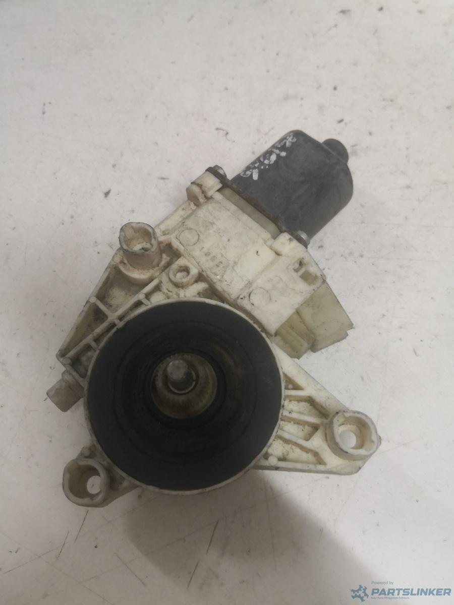 Motoras macara geam stanga spate MERCEDES-BENZ C-CLASS (W204) [ 2007 - 2014 ] OEM A2048200642