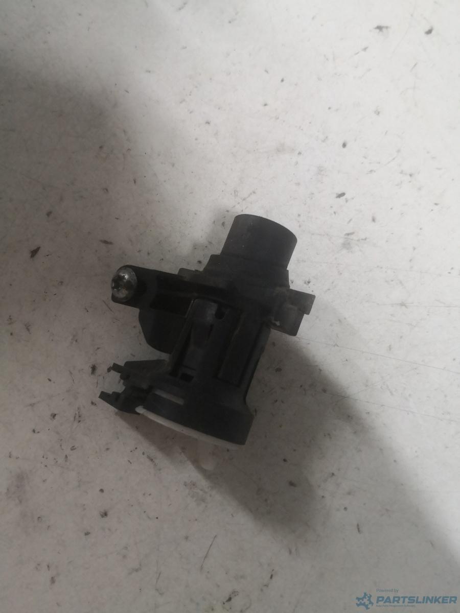 Butuc fara cheie portbagaj  MERCEDES-BENZ C-CLASS (W204) [ 2007 - 2014 ] OEM A2047500061