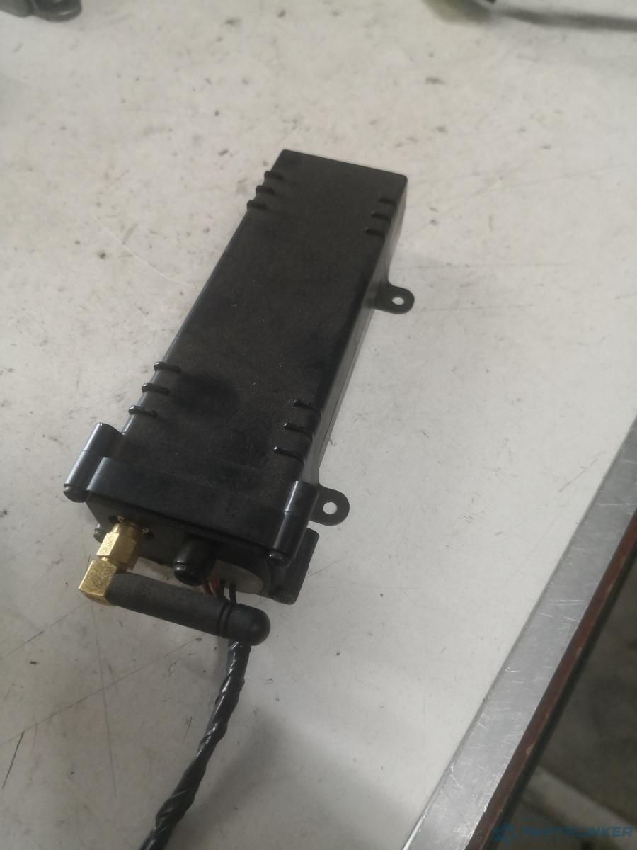 Amplificator antena MERCEDES-BENZ S-CLASS W222, V222, X222 2013 - > 3.0 S 350 BlueTEC / d OM 642.861 190KW|258HP 0 – foto 2