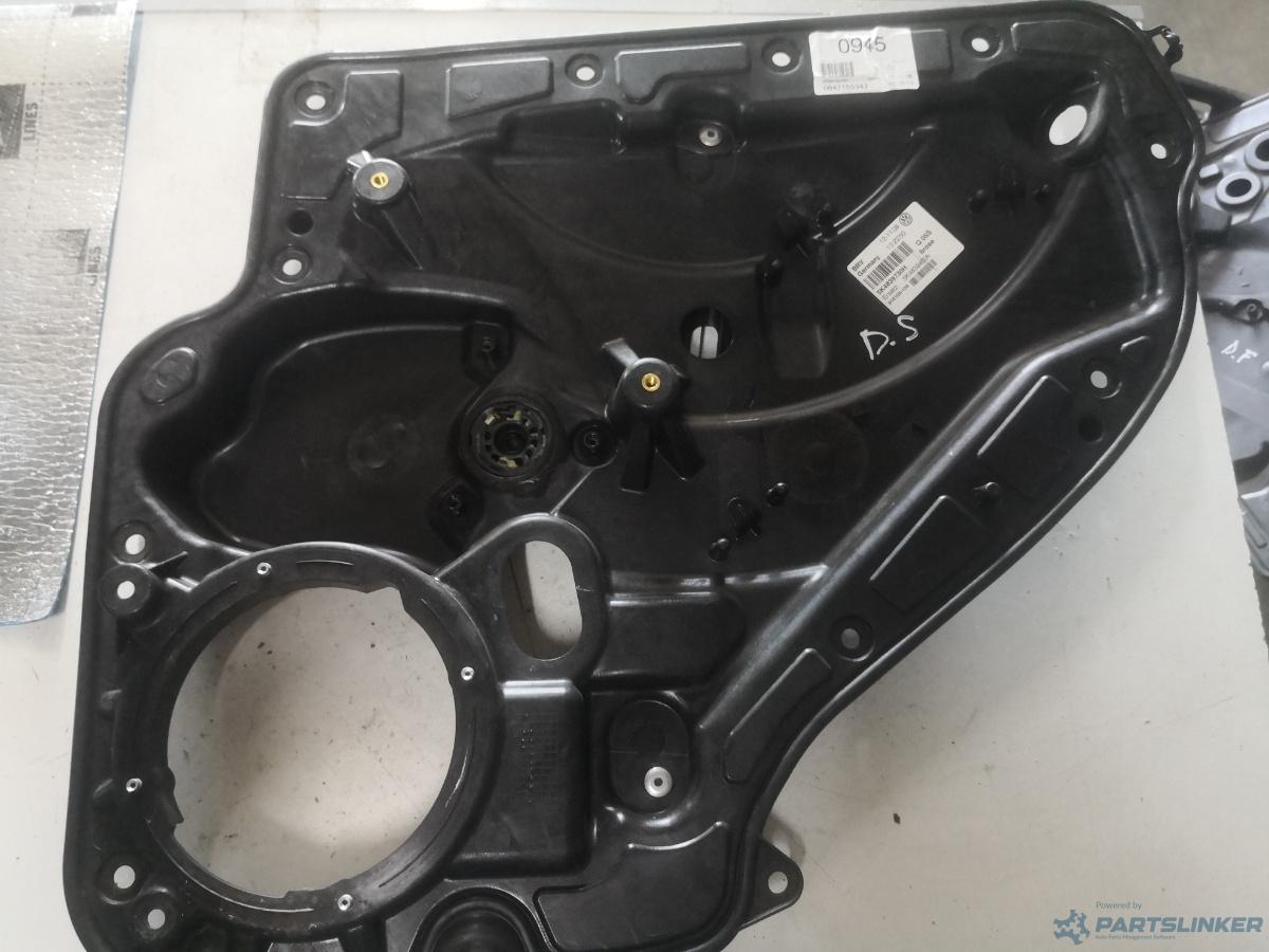 Macara geam electric dreapta spate VOLKSWAGEN GOLF VI (5K1) [ 2008 - 2013 ] OEM 5k4839730h