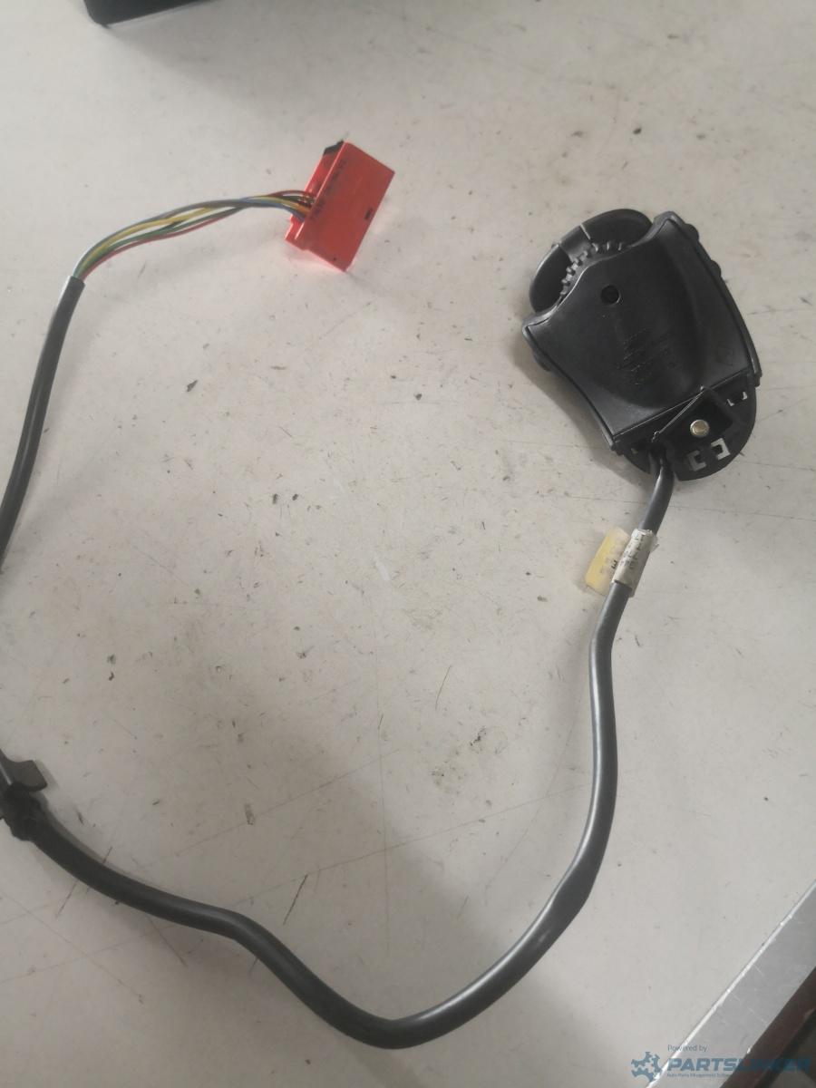 Control multimedia  RENAULT MEGANE I (BA0/1_) [ 1995 - 2004 ] – foto 2