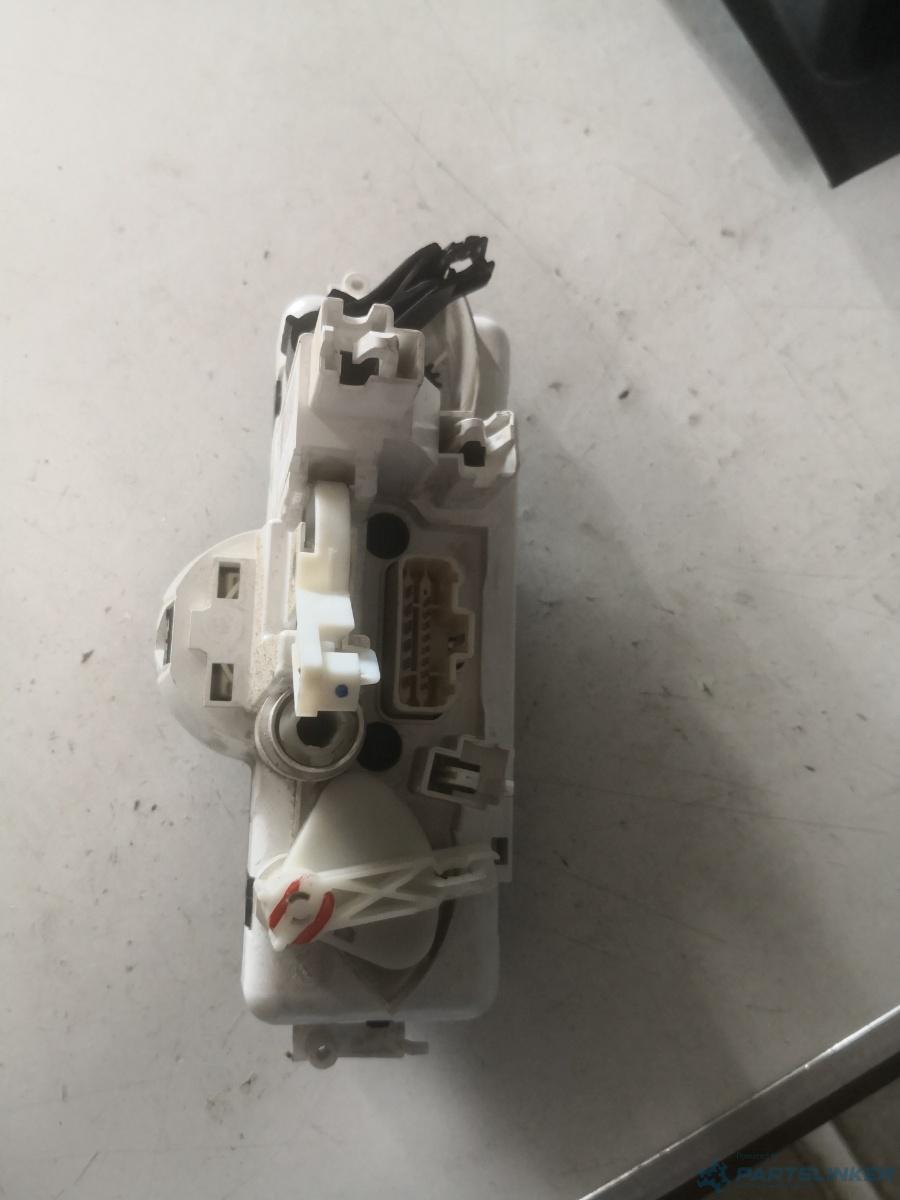 Climatizare RENAULT MEGANE II (BM0/1_, CM0/1_) [ 2001 - 2012 ] OEM 69420003 – foto 2