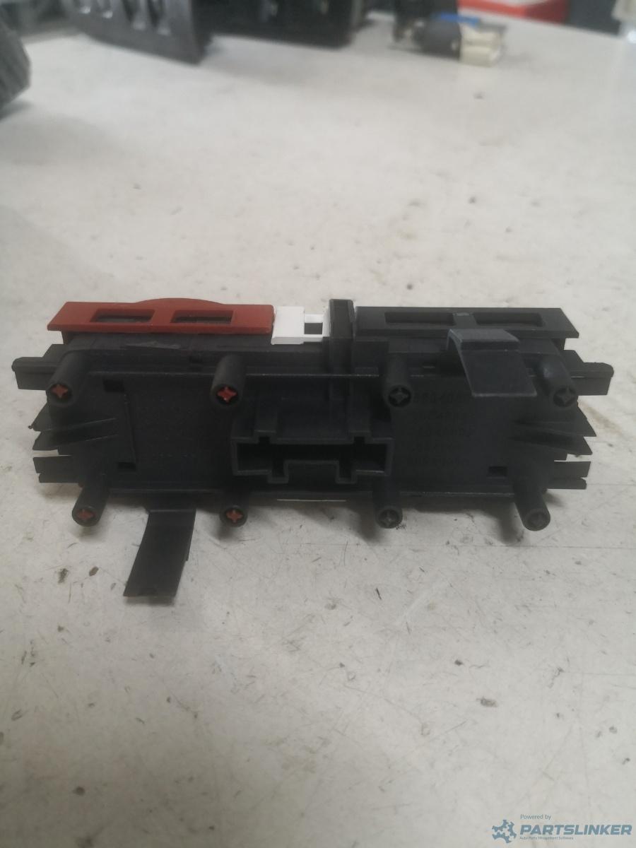 Buton avarie RENAULT MEGANE II (BM0/1_, CM0/1_) [ 2001 - 2012 ] OEM 8200407415 – foto 2