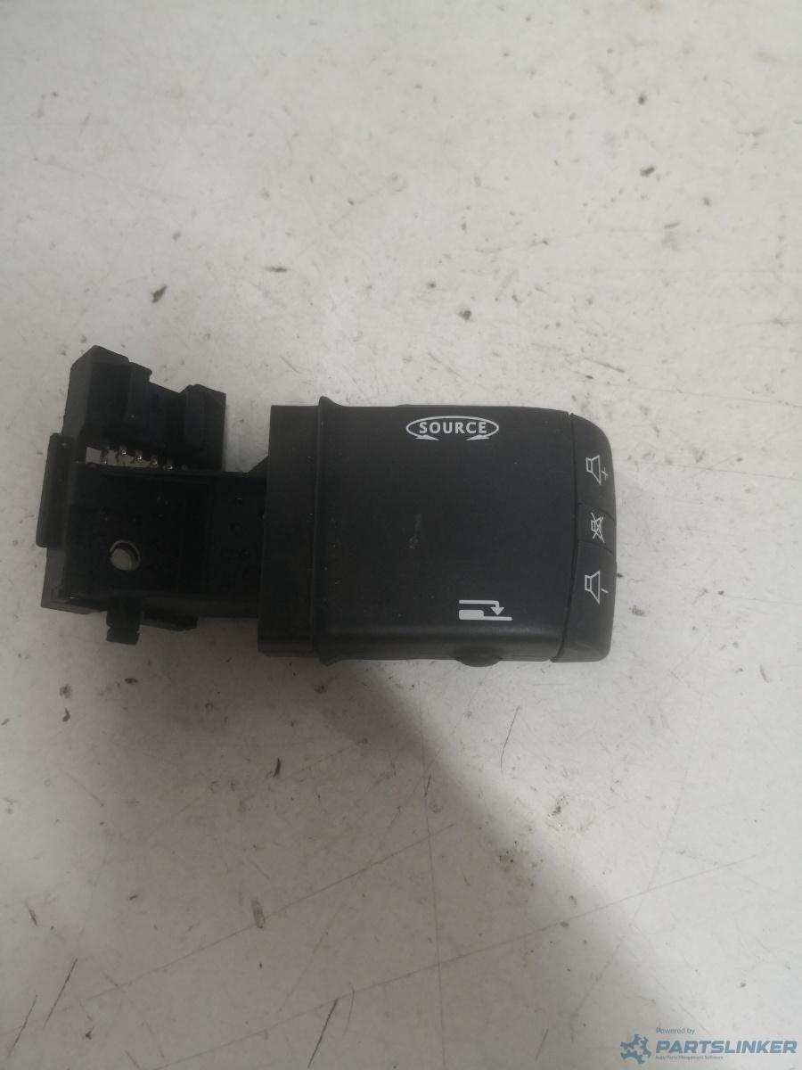 Control multimedia RENAULT MEGANE II (BM0/1_, CM0/1_) [ 2001 - 2012 ] OEM 2677c