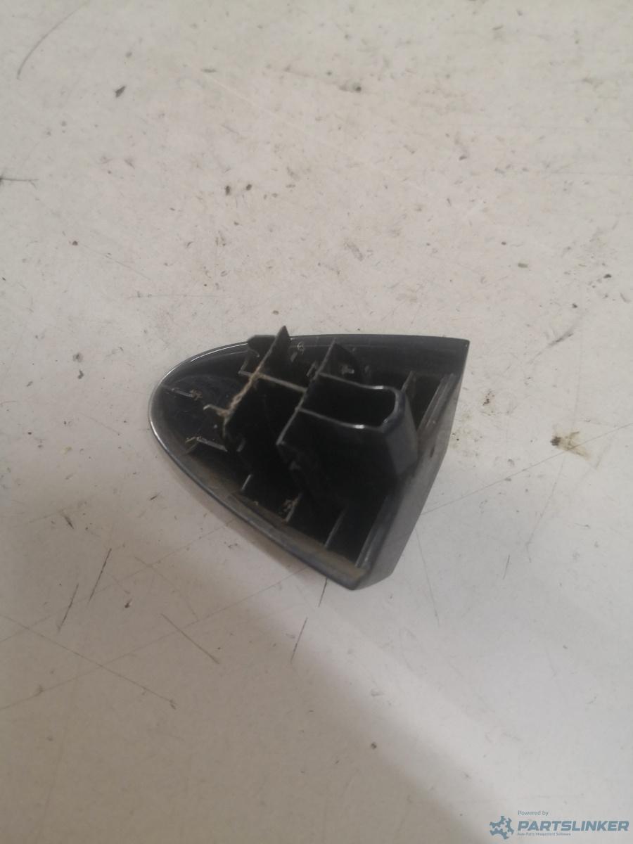 Capac maner usa stanga spate FORD FIESTA Saloon [ 2010 - > ] – foto 2