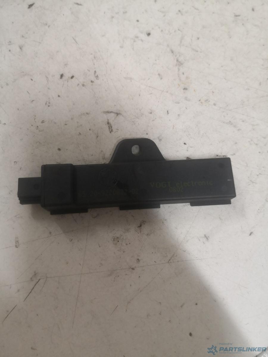 Modul antena BMW 5 (F10) [ 2009 - 2016 ] OEM 9220832
