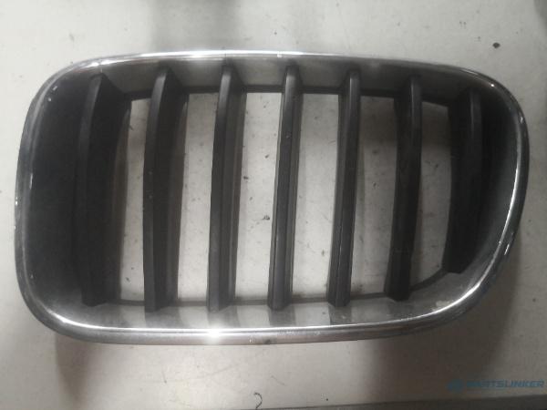 Grila bara stanga fata BMW X3 II (F25) [ 2010 - 2017 ] OEM 7237421