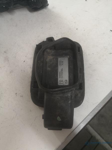 Capac / Buson rezervor AUDI A4 IV (8K2, B8) [ 2007 - 2015 ] – foto 2