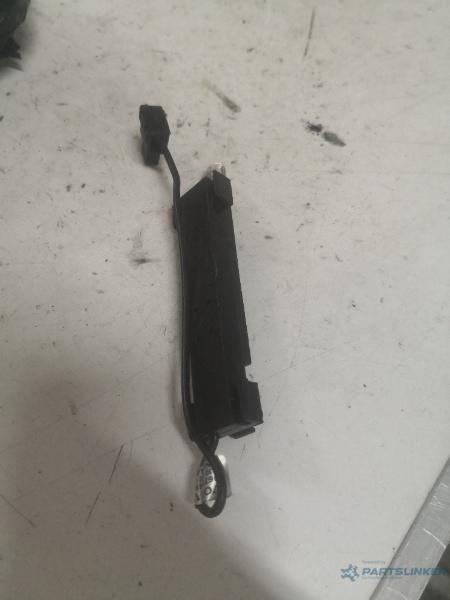 Amplificator antena VOLVO V50 (MW, 545) [ 2003 - 2012 ] OEM 8673495