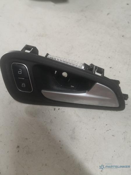 Maner deschidere usa interior  dreapta fata FORD C-MAX II (DXA/CB7, DXA/CEU) [ 2010 - > ] TDCi (XWDA, XWDB, XWDC, XWDD, XWDE) 88KW|120HP OEM F1cbr22600