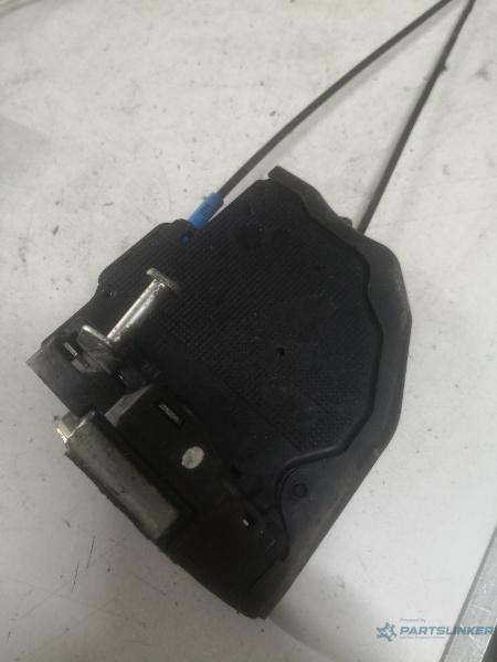 Broasca usa stanga spate TOYOTA AURIS (_E15_) [ 2006 - 2012 ]