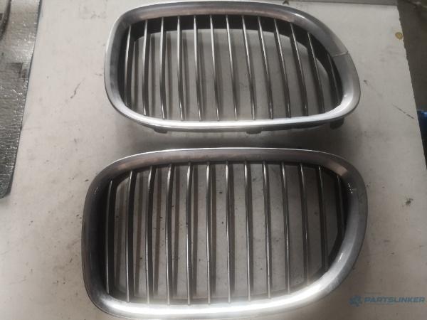 Grile bara fata BMW 7 V (F01, F02, F03, F04) [ 2008 - 2015 ]