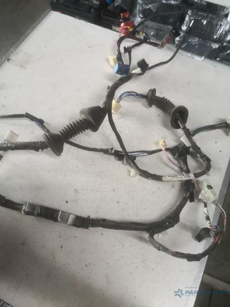 Instalatie electrica usa stanga spate TOYOTA HILUX VII Pickup (_N1_, _N2_, _N3_) [ 2004 - > ] OEM 821530k020