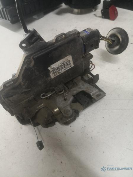 Broasca usa dreapta fata SKODA OCTAVIA (1Z3) [ 2004 - 2013 ] OEM 3d1837016 – foto 2